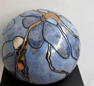 stor gobbel m. blom.. by Tove Balling | keramik