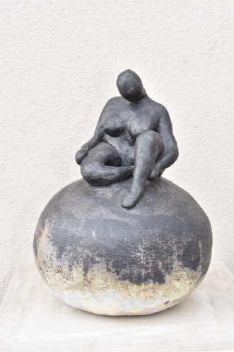 Unika dame skulptur.. by Vivi Bendixen | keramik